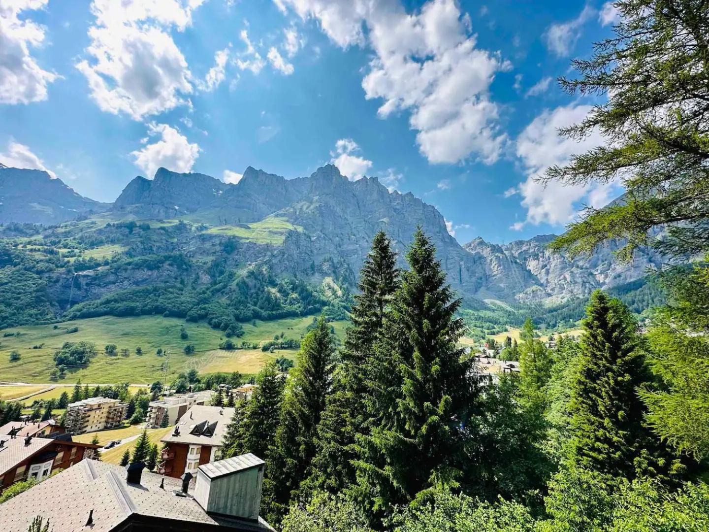Haus Tarbey Appartement Leukerbad Buitenkant foto
